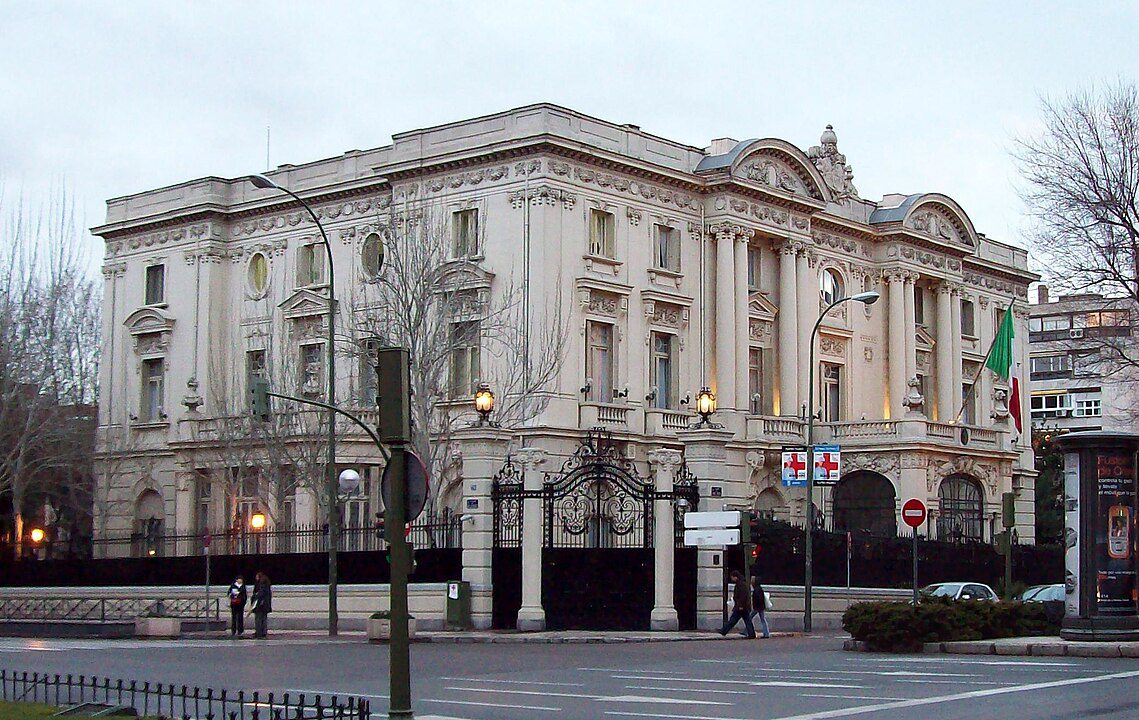 Traducción jurada para trámites consulares en la Embajada de Italia en Madrid